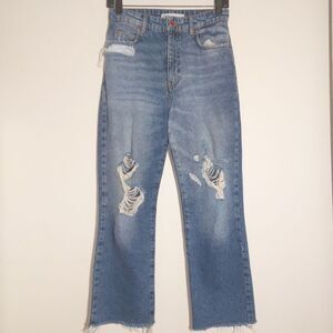 Zara Women's Frayed Hem High Rise Ripped Distressed Relaxed Ankle Jeans 2 EUC